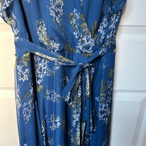 Vince Camuto Blue Floral V Neck Hi Low Fit and Flare Wrap Dress Size 24W - Picture 12 of 16